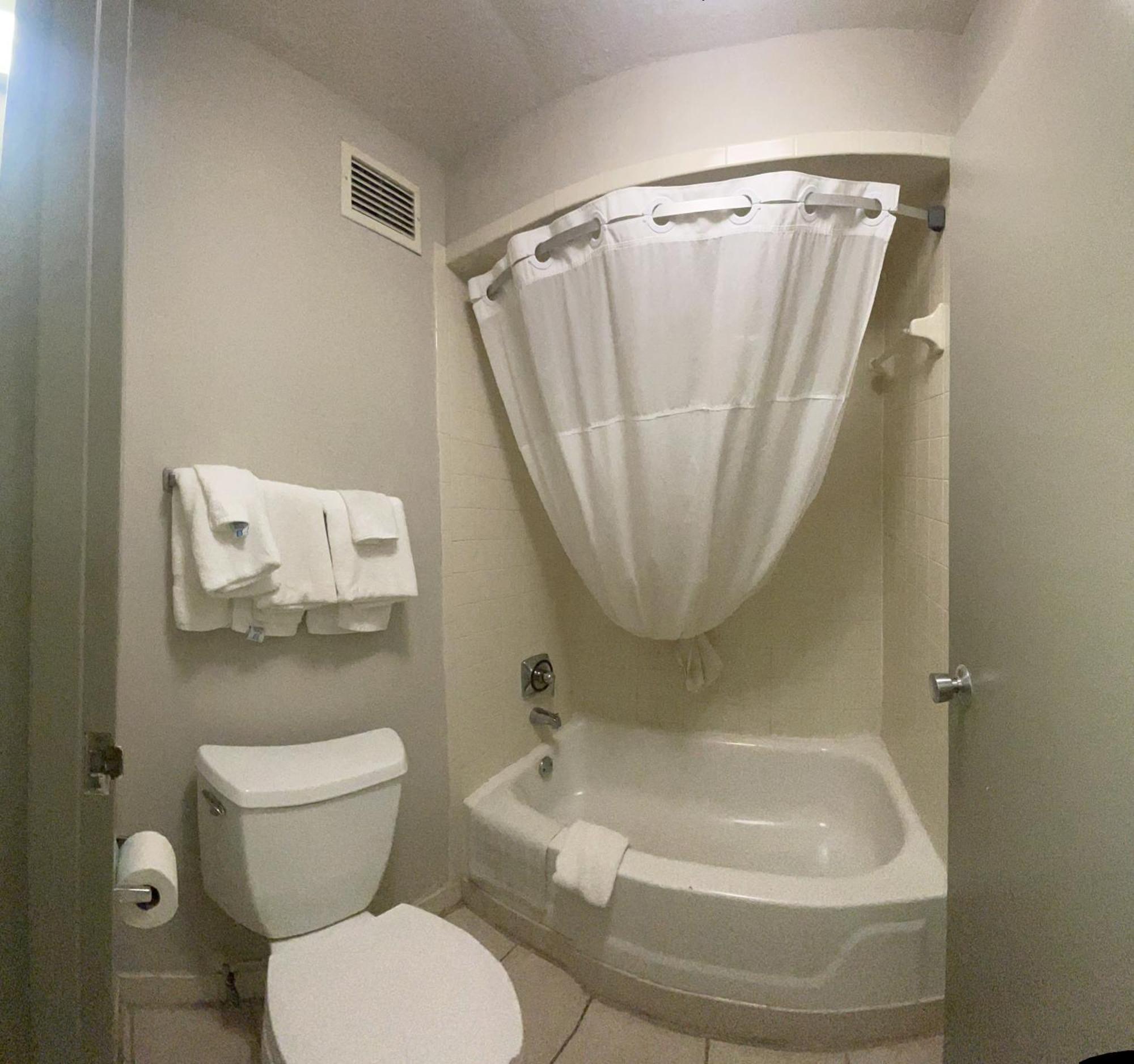 Days Inn By Wyndham Lake Park/Valdosta Zewnętrze zdjęcie